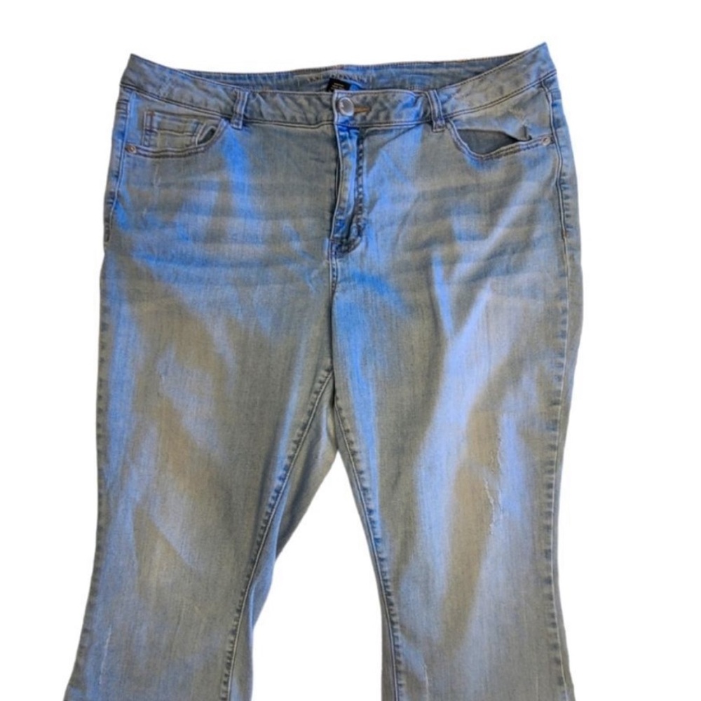 Lane Bryant Denim Capris, light wash. Women's size 20